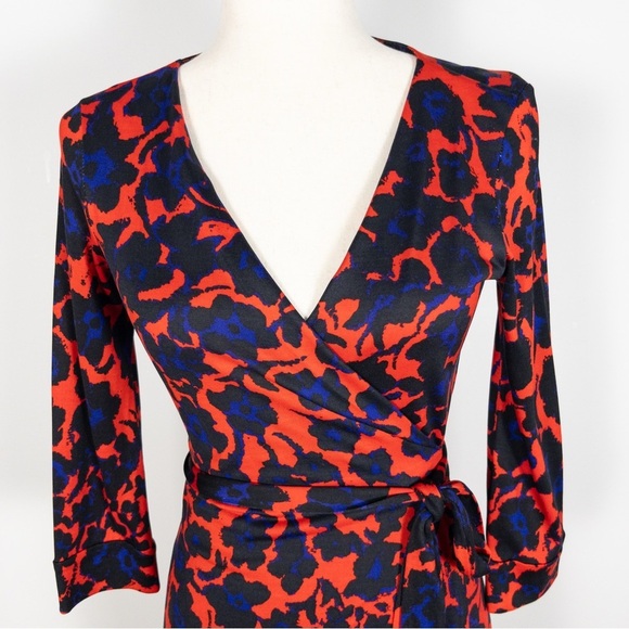 Diane Von Furstenberg Julian Silk Jersey Wrap Dress Cheetah Floral Blue and Red - Picture 6 of 14